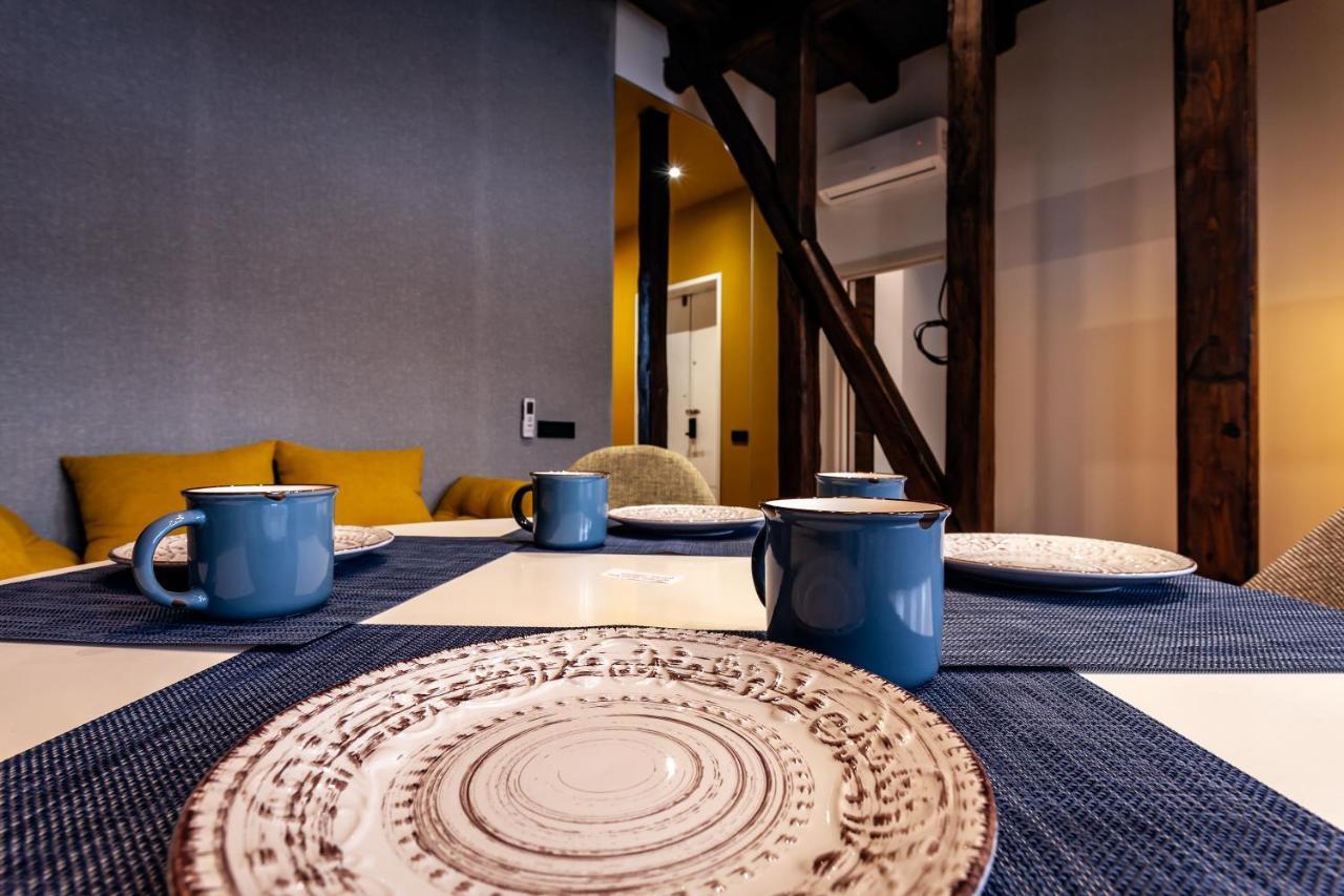 Leogrand apartment on Kniazia Romana 6 Leopoli Esterno foto